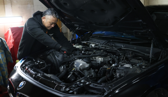 選ばれる理由#1 「輸入車の整備・点検も<p> お任せください</p>」